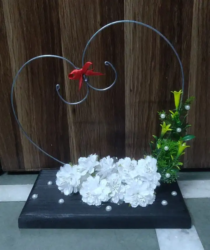 Wooden engagement ring stand