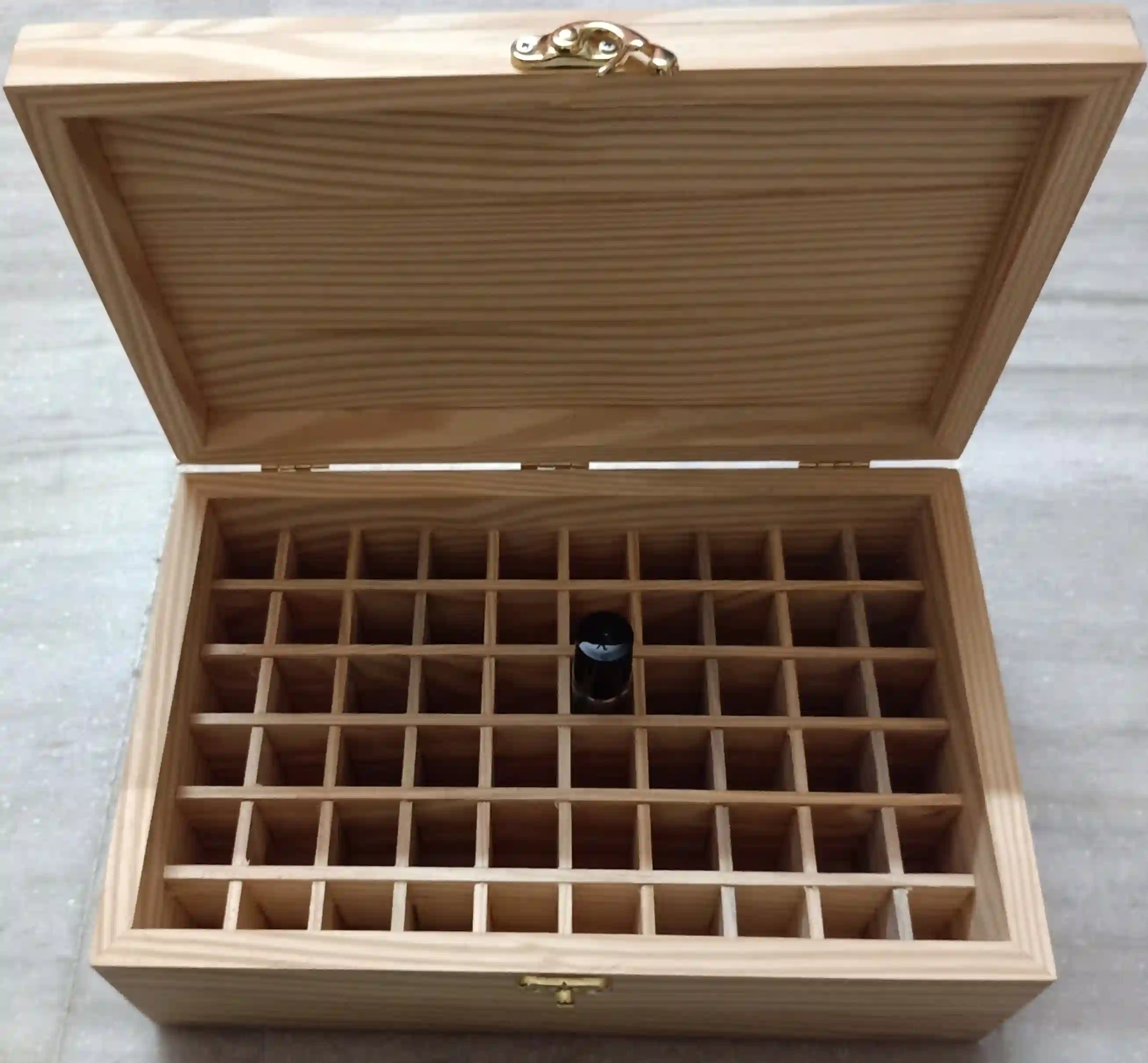Pine wood box with compartments